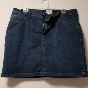 St. John's Bay Skort